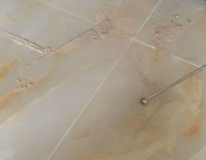 吉安市瓷砖空鼓维修公司分享粘合剂选择不当在瓷砖铺贴过程中可能导致以下问题
